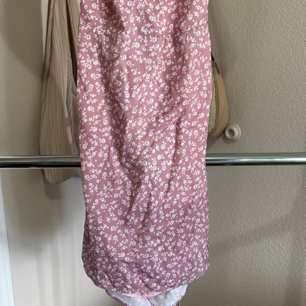 ୨୧ ･ﾟ✧ White Fox Boutique Pink Print Mini Dress NWT - Picture 5 of 7